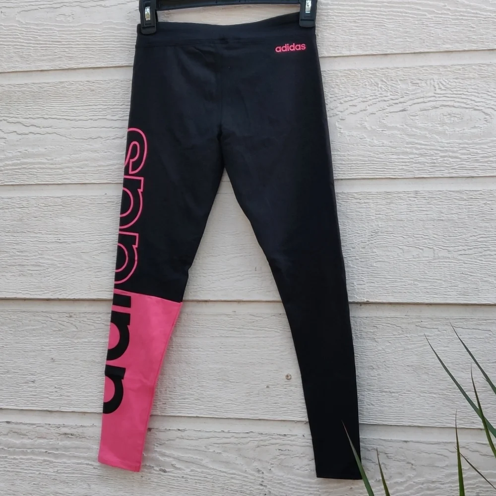 Adidas girl leggings size M color black pink